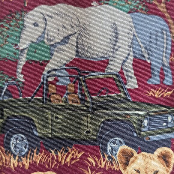 Vintage Land Rover Silk Tie - Made in USA - Picture 5 of 8